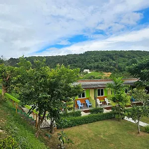 Hill At Lanta Guest house