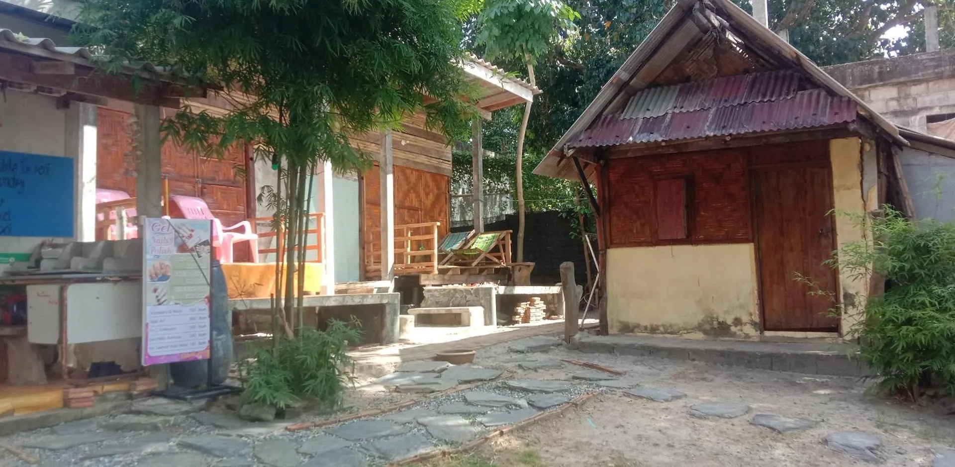 Relax Beach House Ko Lanta Hotel