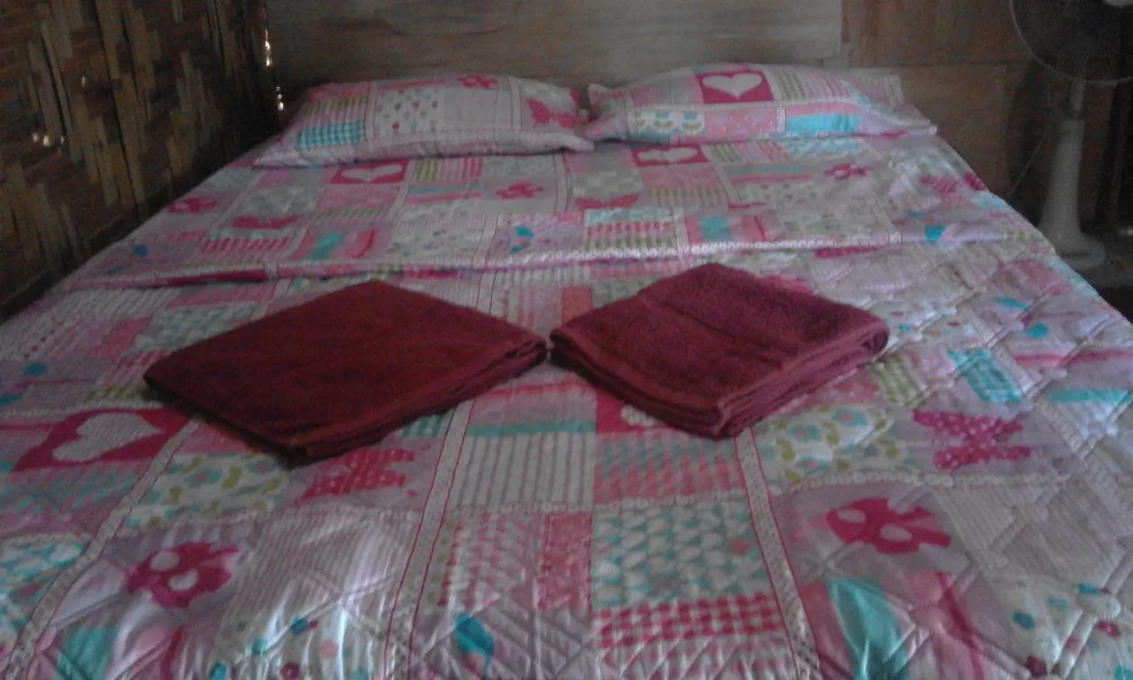 Relax Beach House Ko Lanta 0*,  Tailândia